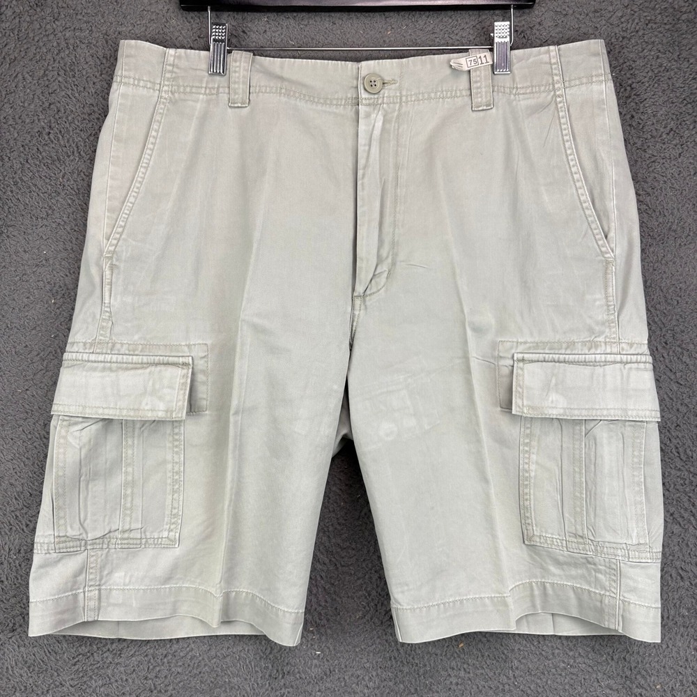 Roundtree & Yorke Mens 36 Khaki Tan Cotton Cargo Shorts Casual Utility Outdoor